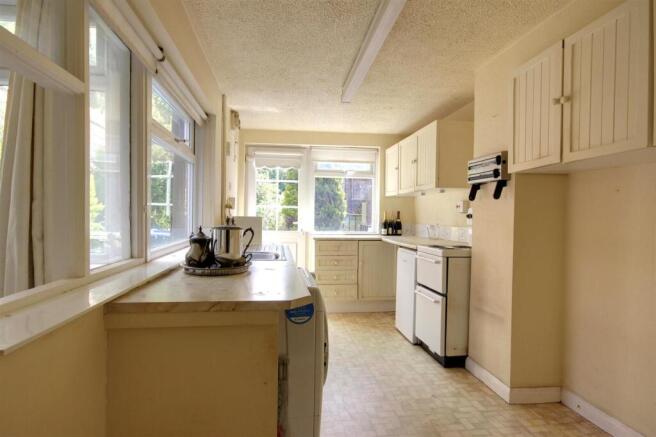 2 bed Terraced for sale Image 9