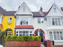 109, Leighton Avenue, Leigh-on-sea SS9 1PZ