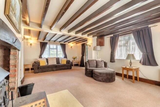 Lounge Further