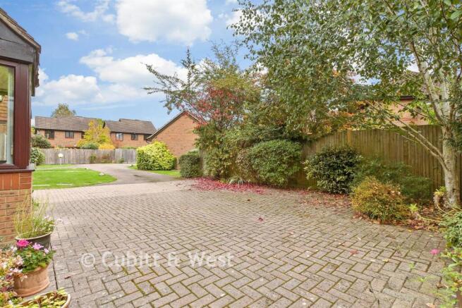 Driveway/Parking