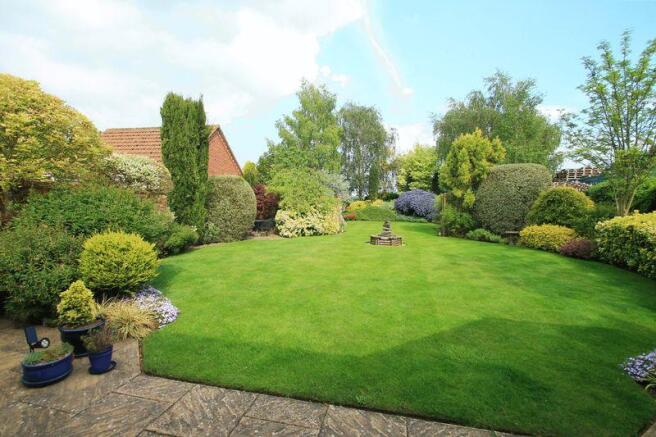GARDEN NEW