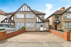 124, Long Elmes, Harrow HA3 5JY