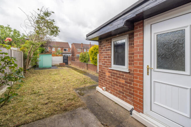 3 bed Terraced for sale Image 5