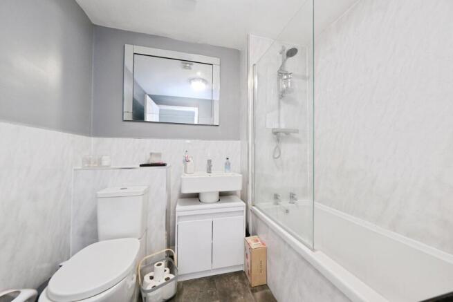 2 bed Terraced for sale Image 12