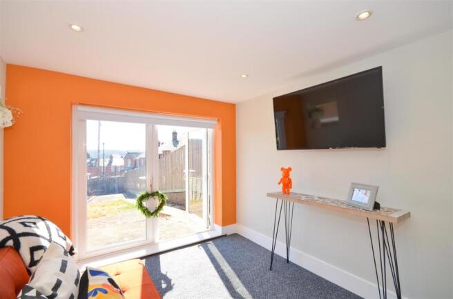 Sitting Room.JPG