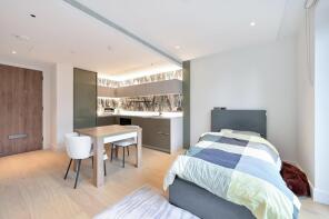 24, Reflections Apartments, Cascade Way, London W12 7ST