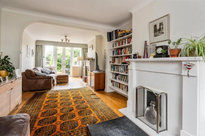 6 Ladbrook Road_4.jpg
