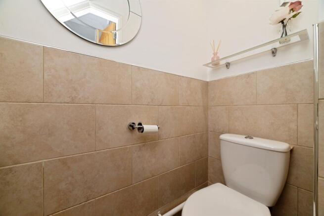 3 bed Semi-Detached for sale Image 11