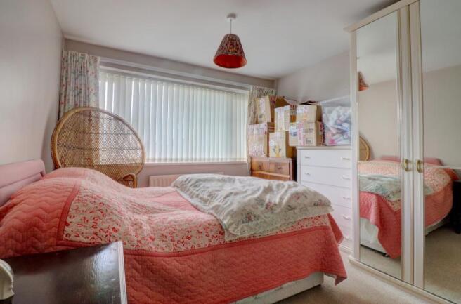 2nd bedroom