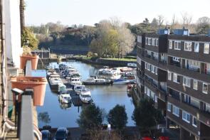 78, Romulus Court, Justin Close, Brentford TW8 8QJ