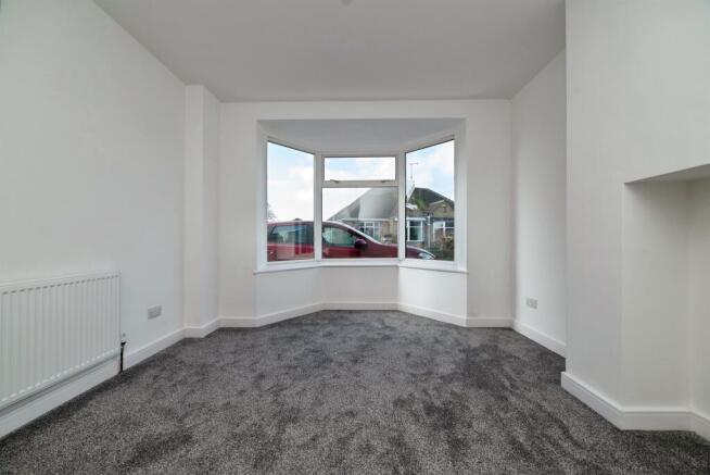 2 bed Semi-Detached Bungalow for sale Image 10
