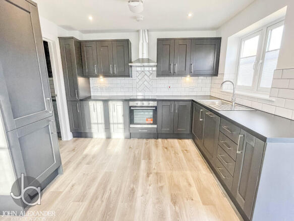 20251202_09384690...