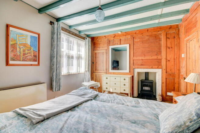2 bed Terraced for sale Image 8