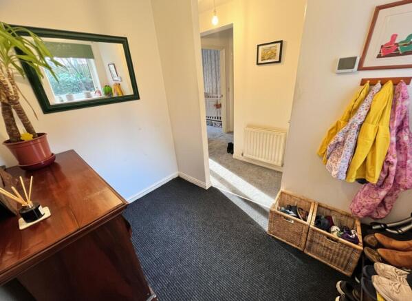 2 bed Apartment for sale Image 8