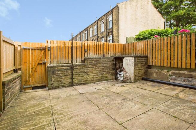 2 bed Terraced for sale Image 7