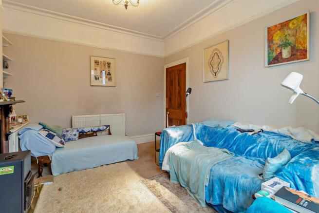 8629026-interior19-800.jpg