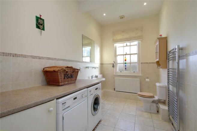 Laundry Room/Wc