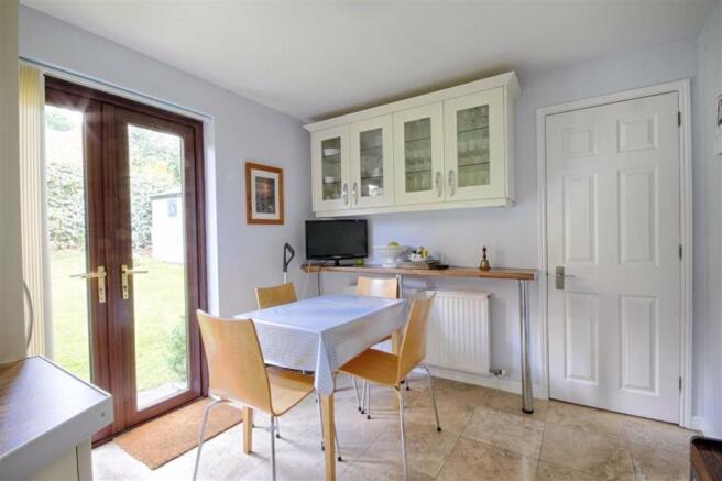 BREAKFAST ROOM