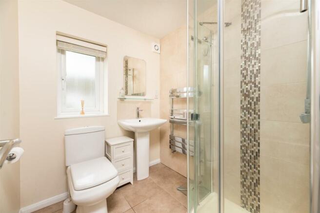 En-Suite Bedroom 3