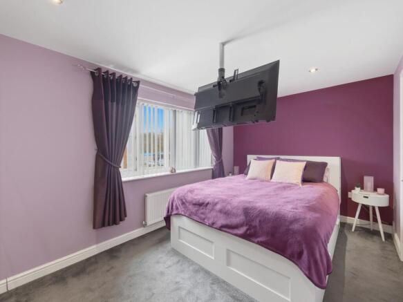 3 bed Semi-Detached for sale Image 5