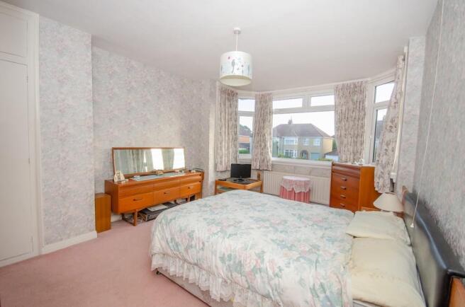 Bedroom 1.jpg