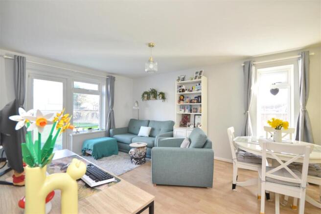 Sitting / Dining Room