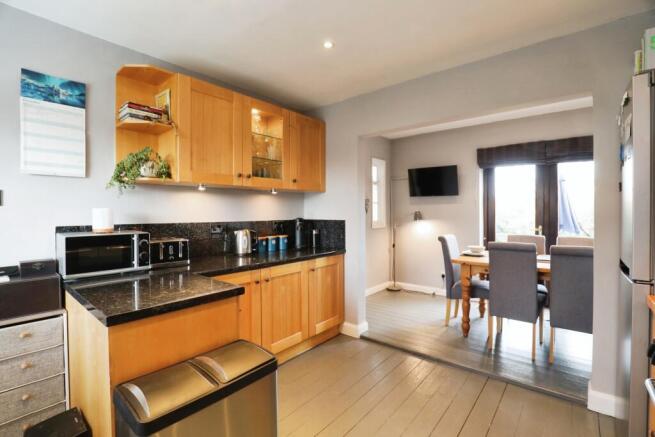Kitchen (2)