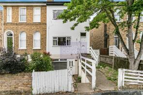 3a, East Avenue, London E17 9NG
