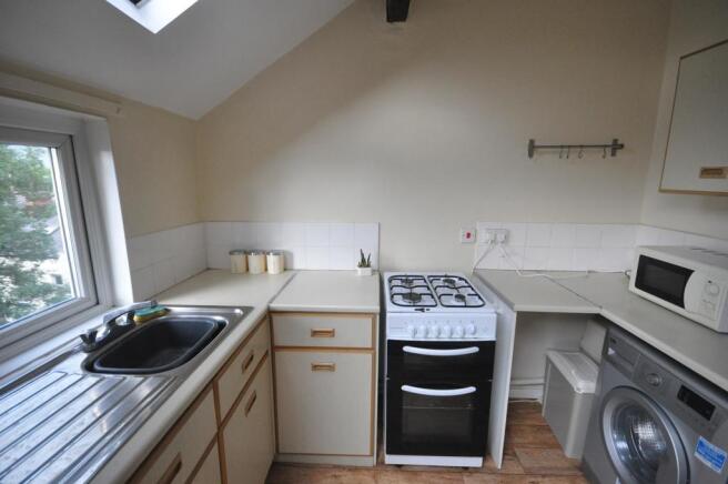 1 bed Flat to rent Image 4