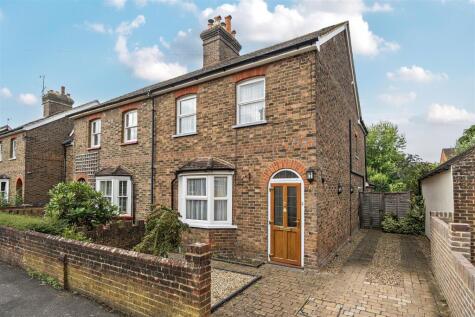 Eastwood Road, Bramley, Guildford