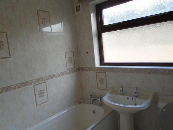 2 bed Bungalow to rent Image 5