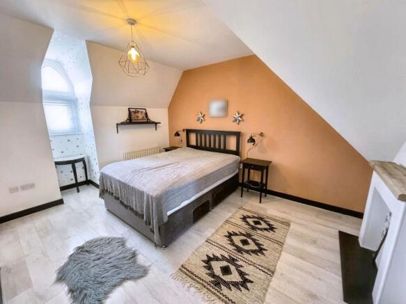 2 bed Apartment for sale Image 7