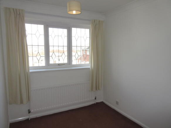 DOUBLE BEDROOM 2