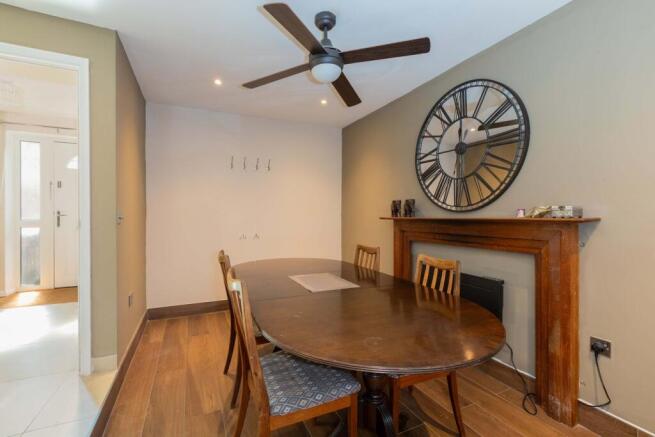 Ray Lodge Mews, Maidenhead, SL6 photo 4
