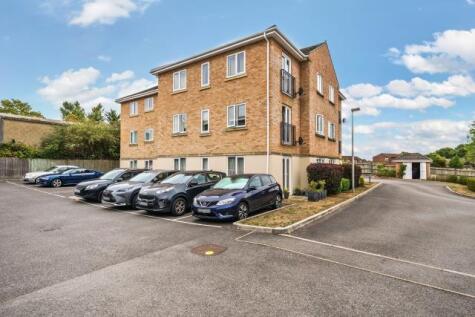 Tarn Howes Close, Thatcham