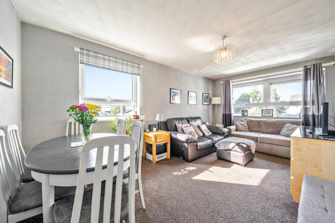 Open Plan lounge/...