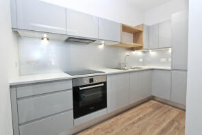 Flat, 8, Chapel Street, Petersfield GU32 3DP