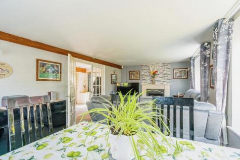 The Rockeries, Midhurst, West Sussex, GU29