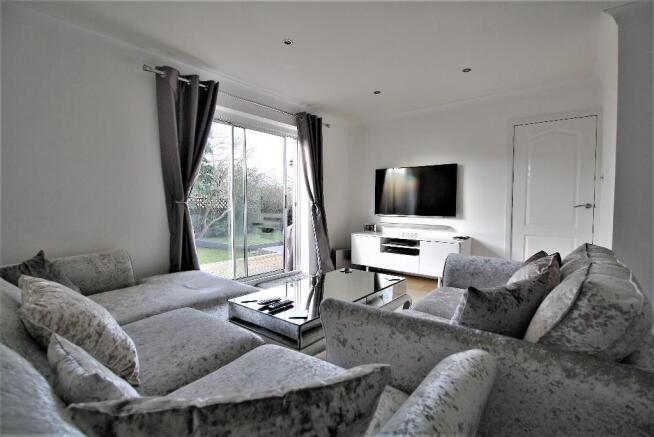 Front Room/Lounge