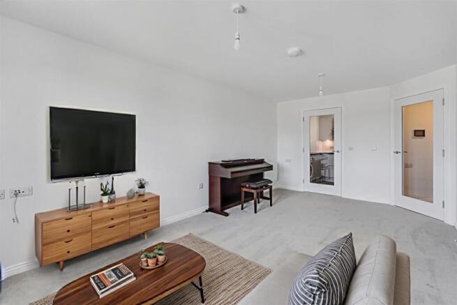 Lounge_1 - 2 (1).jpeg