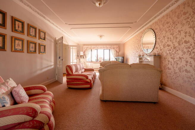 Springfields, Castleton, Cardiff, CF3 2LG photo 4