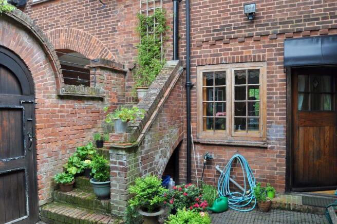 COURT YARD