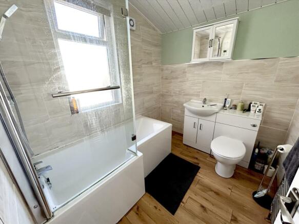 Bathroom 2