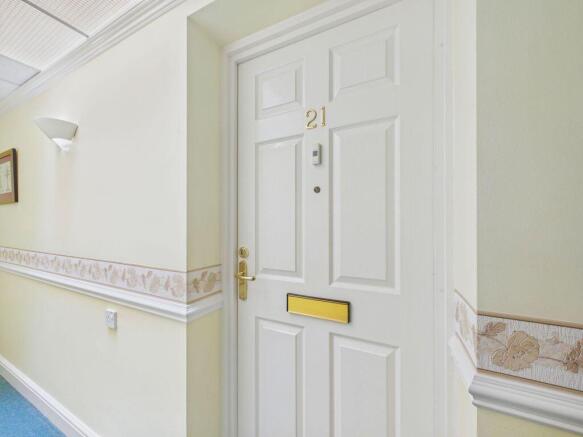 1 bed Flat for sale Image 11