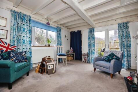 West End Cottages, Ripley, Woking, Surrey, GU23