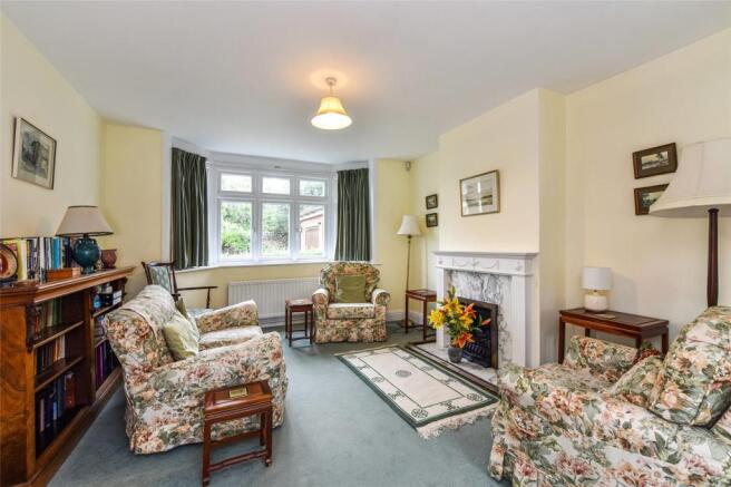 Sitting/Dining Room