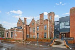 Flat 4, Elvian House, Nixey Close, Slough SL1 1GN