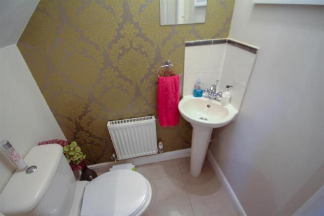 Downsairs WC
