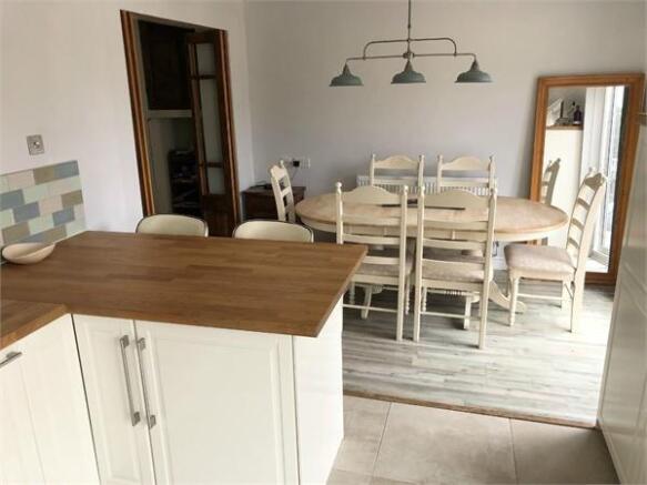 Kitchen/Dining Room