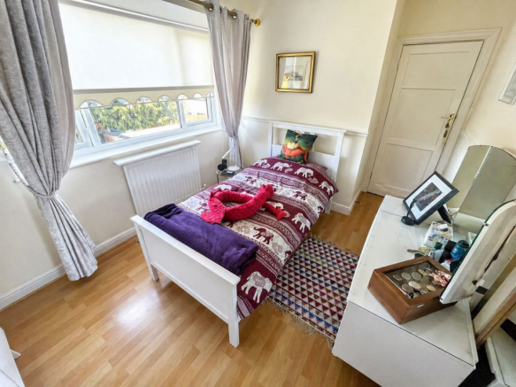 3 bed Semi-Detached for sale Image 7